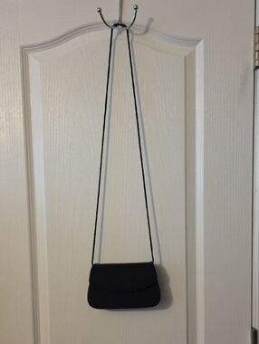 La Regals Black Crossbody Shoulder Bag - Minimal Women's Purse